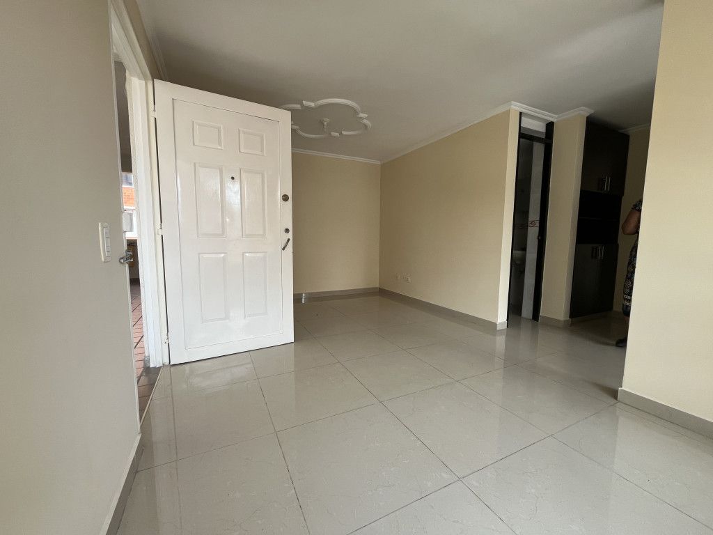 Apartamento en venta Valle Del Cauca Cali Los Portales - Nuevo Rey 63 m2 Habitaciones 3 Baños 2 Garajes 1 Precio $370000000
