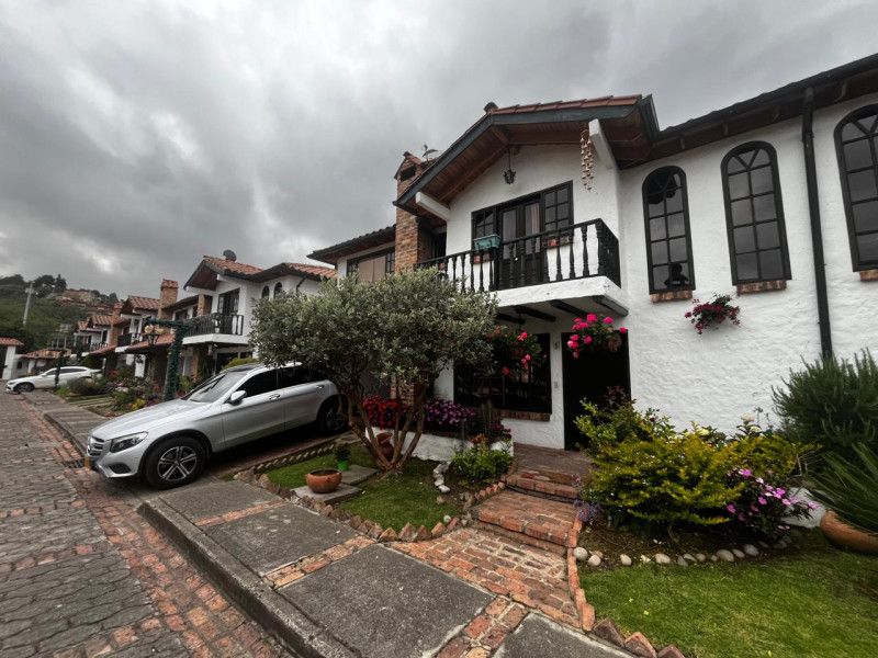 Casa en arriendo Cundinamarca Cota Br Villa Imelda 200 m2 Habitaciones 4 Baños 4 Garajes 2 Precio $4050000