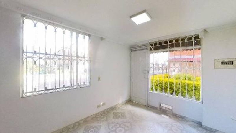 Casa en venta Cundinamarca Soacha Br Zona Industrial El Salitre 60 m2 Habitaciones 3 Baños 2 Garajes 0 Precio $148000000