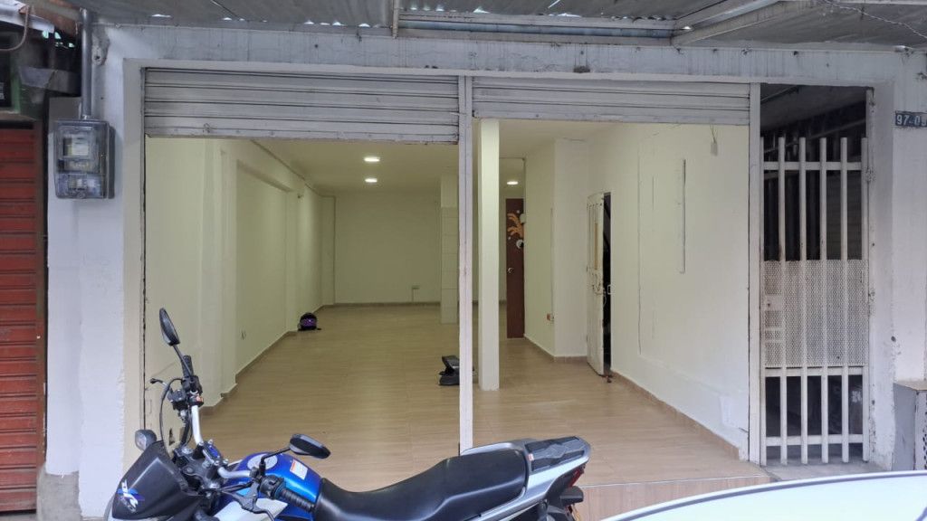 Local en arriendo Valle Del Cauca Cali Promociones Populares B 55 m2 Habitaciones 0 Baños 1 Garajes 0 Precio $900000