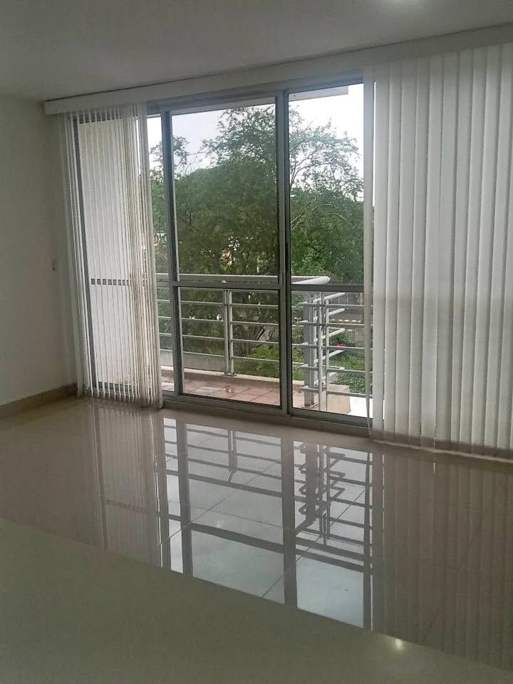 Apartamento en venta Valle Del Cauca Palmira Emilia 70 m2 Habitaciones 2 Baños 2 Garajes 1 Precio $260000000