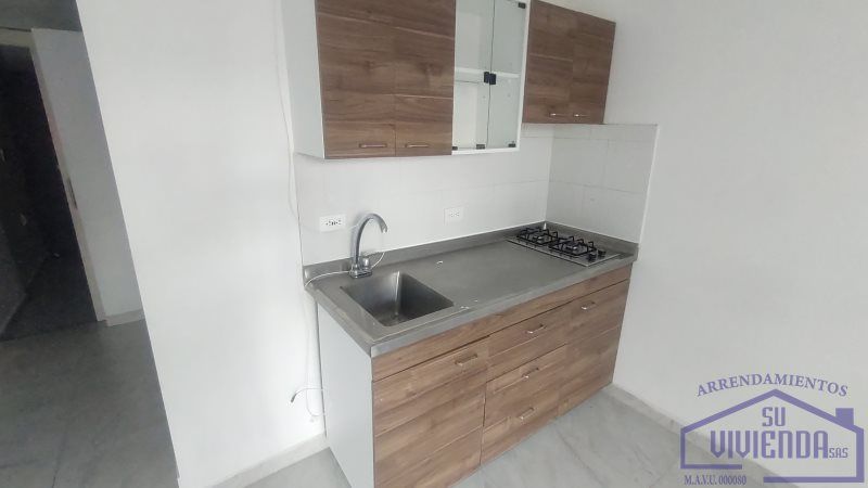 Apartamento en arriendo Antioquia Medellín Campo Valdes No2 38 m2 Habitaciones 1 Baños 1 Garajes 0 Precio $990000