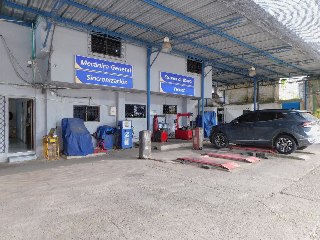 Local en arriendo Bolívar Cartagena España 432 m2 Habitaciones 0 Baños 1 Garajes 4 Precio $16800000