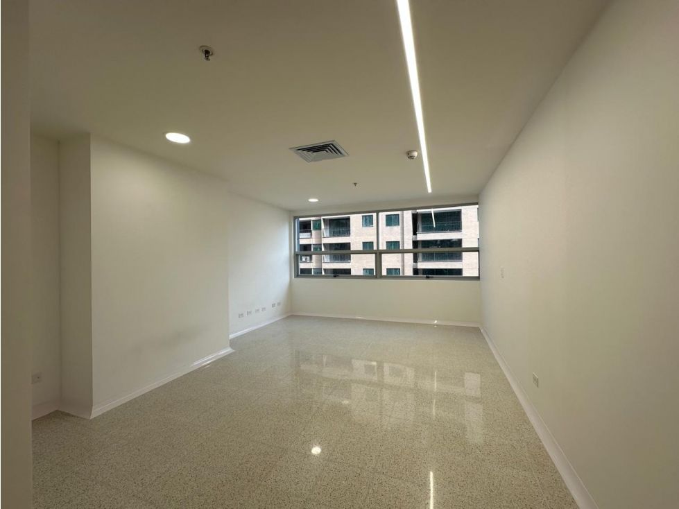 Consultorio en venta Antioquia Medellín Altavista 42 m2 Habitaciones 0 Baños 1 Garajes 1 Precio $670000000