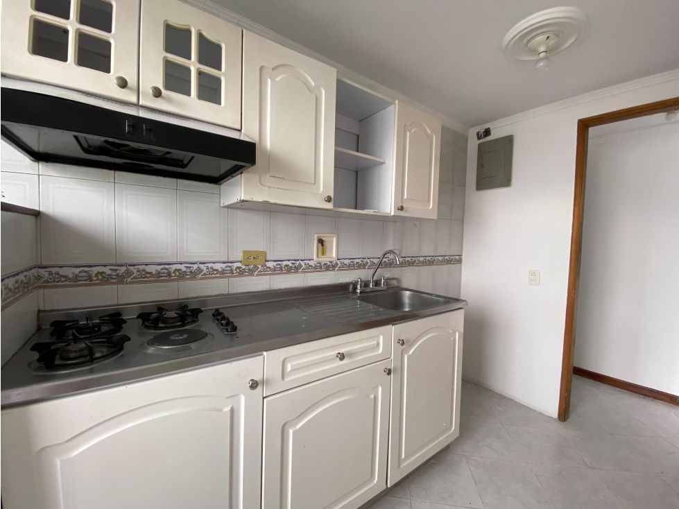 Apartamento en arriendo Antioquia Medellín San German 66 m2 Habitaciones 3 Baños 2 Garajes 1 Precio $2400000