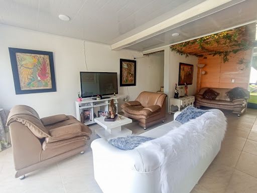 Finca en venta Antioquia Marinilla El Chagualo 420 m2 Habitaciones 10 Baños 5 Garajes 6 Precio $1300000000