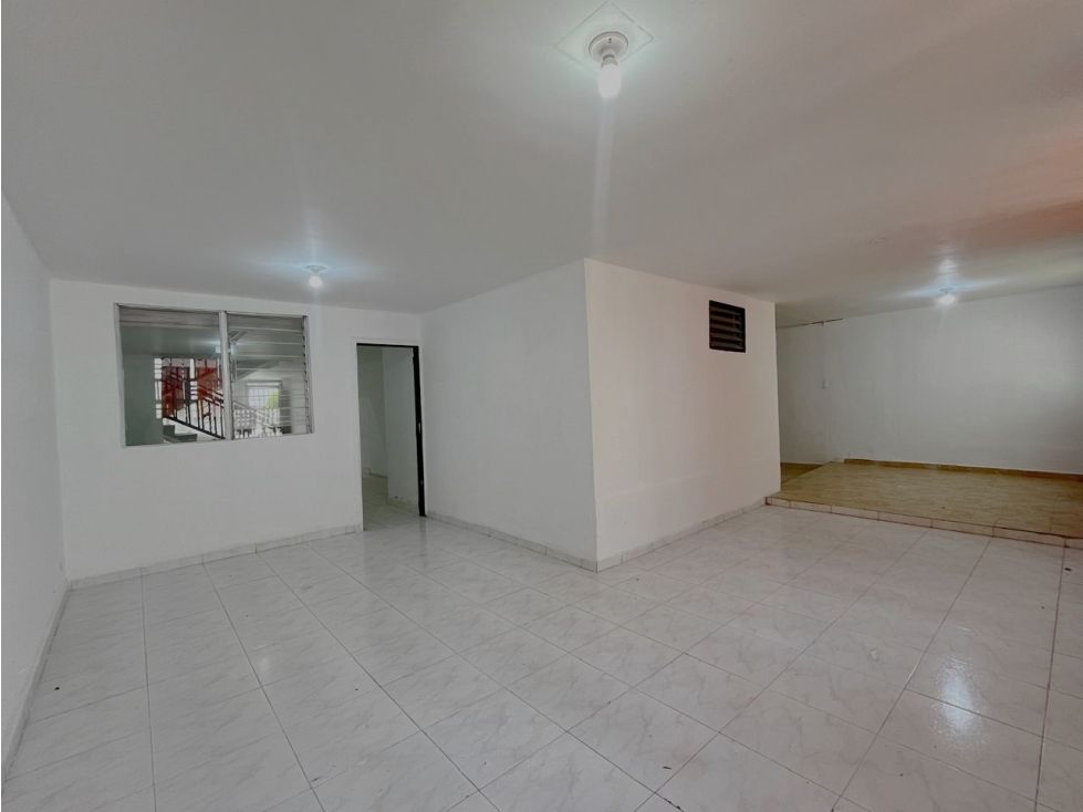 Casa en arriendo Antioquia Medellín Belen 450 m2 Habitaciones 6 Baños 4 Garajes 1 Precio $8000000