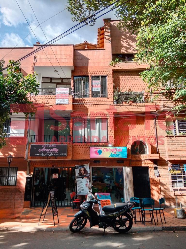 Casa en arriendo Antioquia Medellín La America 114 m2 Habitaciones 4 Baños 2 Garajes 0 Precio $2600000