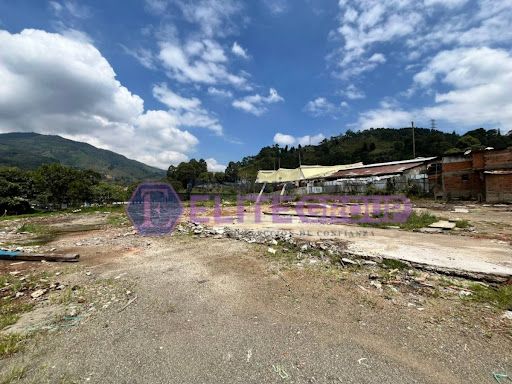 Lote en arriendo Antioquia Caldas Caldas 2800 m2 Habitaciones 0 Baños 0 Garajes 8 Precio $17000000