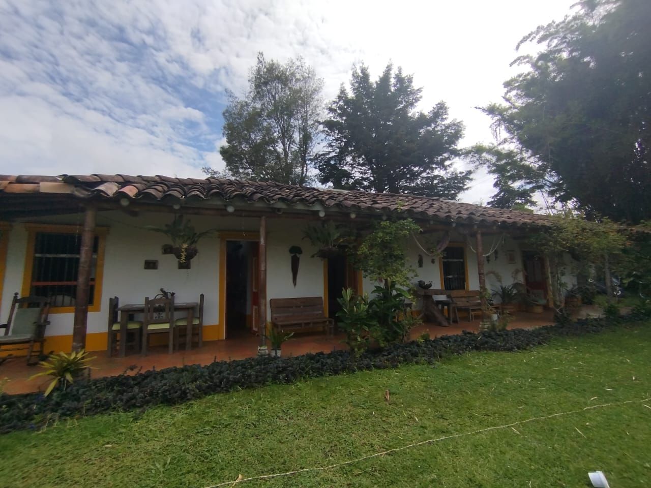 Casa en arriendo Antioquia Marinilla La Industrial 120 m2 Habitaciones 3 Baños 2 Garajes 2 Precio $2800000