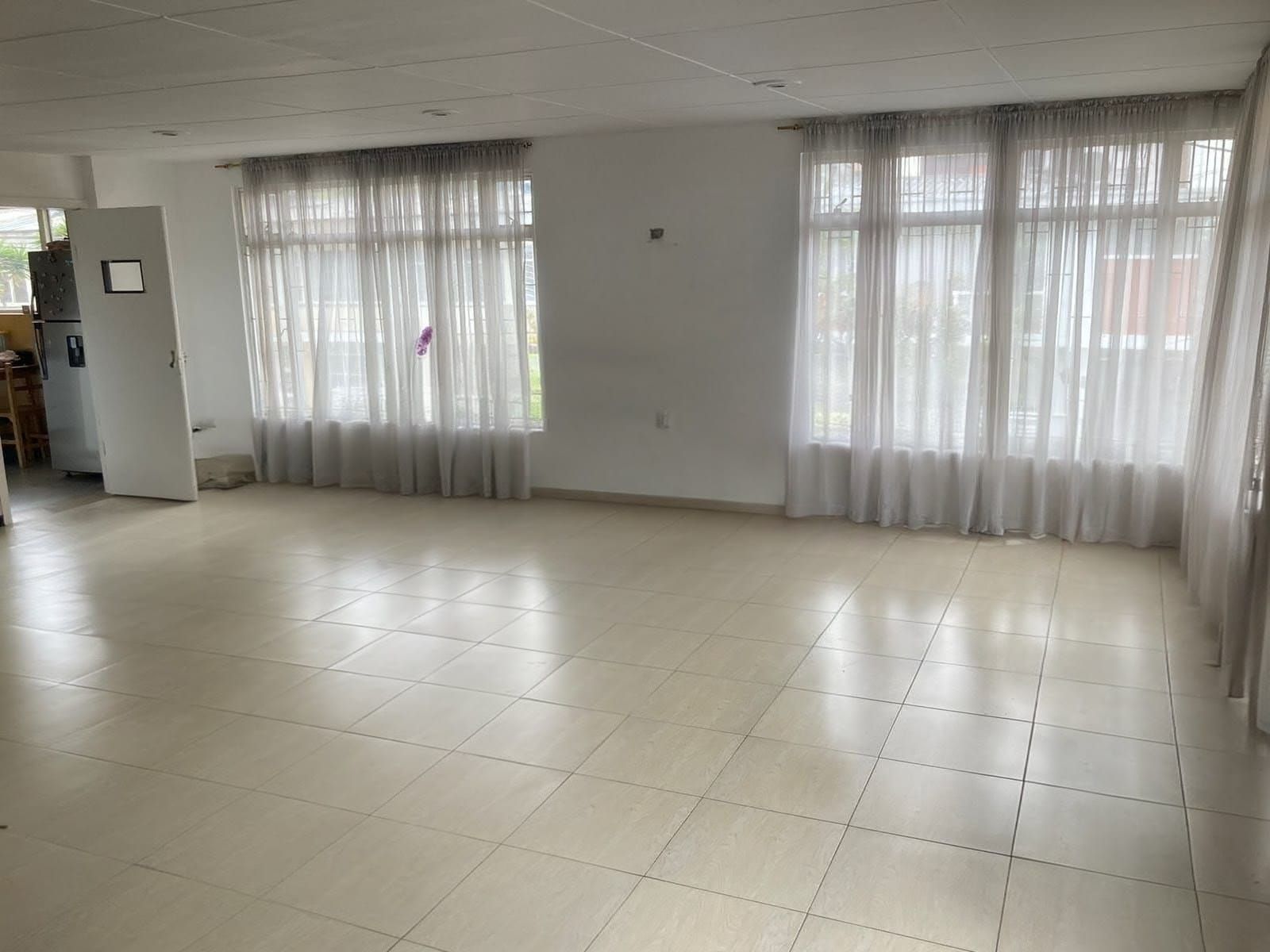 Apartamento en arriendo Cundinamarca Bogotá Quinta Paredes 280 m2 Habitaciones 6 Baños 3 Garajes 2 Precio $12000000