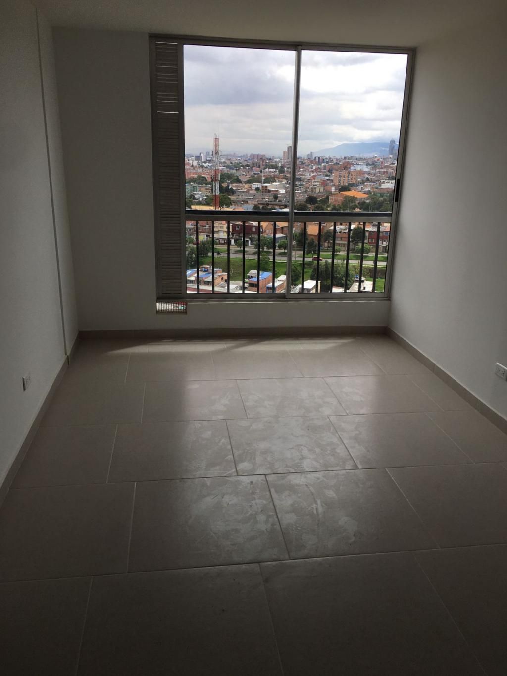 Apartamento en arriendo Cundinamarca Bogotá Granada Sur 52 m2 Habitaciones 3 Baños 2 Garajes 0 Precio $1500000