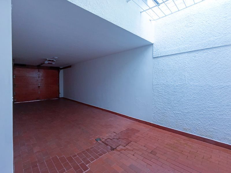 Casa en arriendo Antioquia Medellín Los Pinos 140 m2 Habitaciones 1 Baños 5 Garajes 1 Precio $7500000