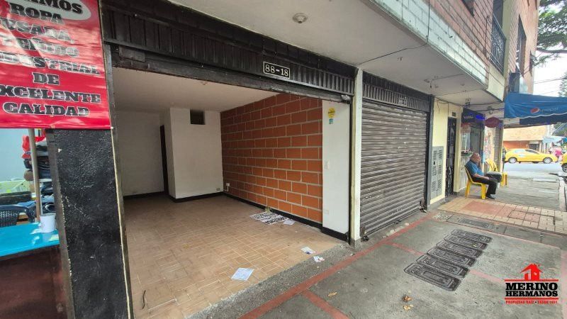 Local en arriendo Antioquia Medellín Cristobal 15 m2 Habitaciones 0 Baños 1 Garajes 0 Precio $1000000