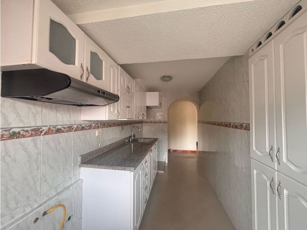 Apartamento en arriendo Antioquia Medellín Santa Teresita 100 m2 Habitaciones 3 Baños 3 Garajes 1 Precio $4200000