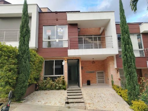 Apartamento en arriendo Antioquia La Estrella Bellavista 160 m2 Habitaciones 3 Baños 4 Garajes 1 Precio $5000000