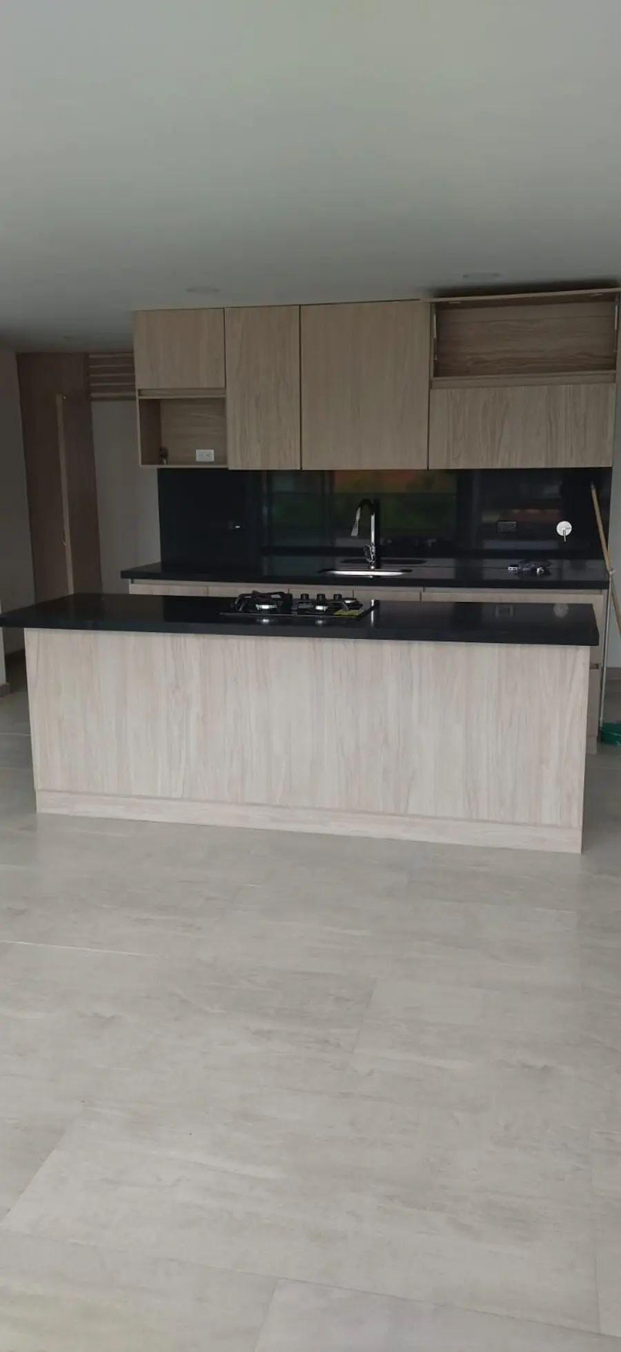 Apartamento en arriendo Antioquia Medellín Estadio 110 m2 Habitaciones 3 Baños 2 Garajes 1 Precio $2100000