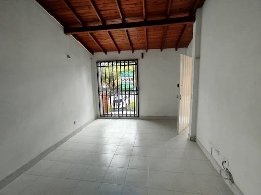 Apartamento en arriendo Antioquia Itagüí Ditaires 60 m2 Habitaciones 3 Baños 2 Garajes 2 Precio $1900000