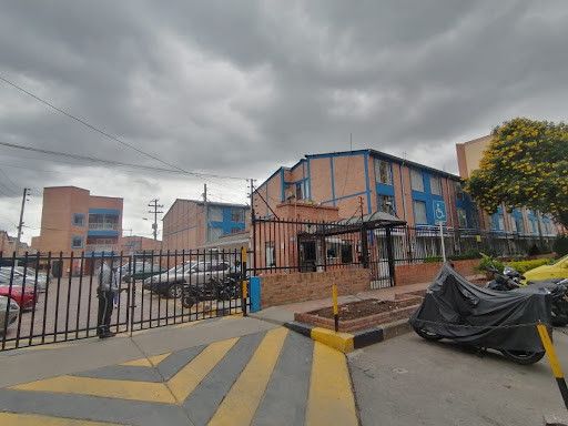 Apartamento en arriendo Cundinamarca Bogotá Ciudad Techo 56 m2 Habitaciones 3 Baños 1 Garajes 0 Precio $950000