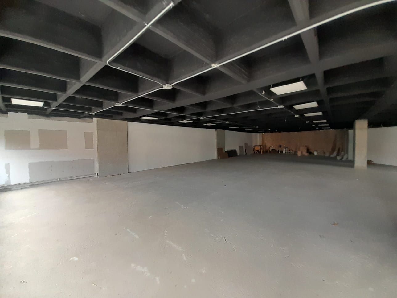 Local en arriendo o venta Antioquia Envigado La Paz 451 m2 Habitaciones 0 Baños 2 Garajes 1 Precio venta $3500000000 Precio arriendo $24000000