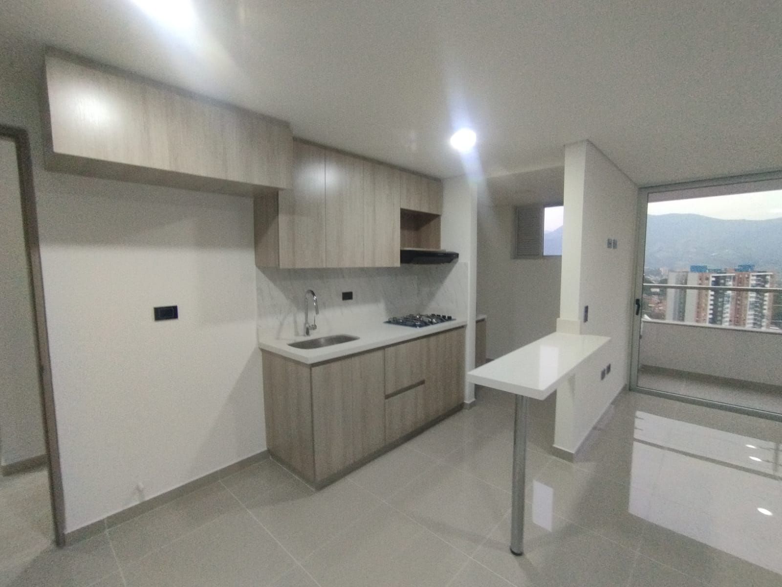 Apartamento en arriendo Antioquia La Estrella Horizontes 85 m2 Habitaciones 3 Baños 2 Garajes 1 Precio $2700000