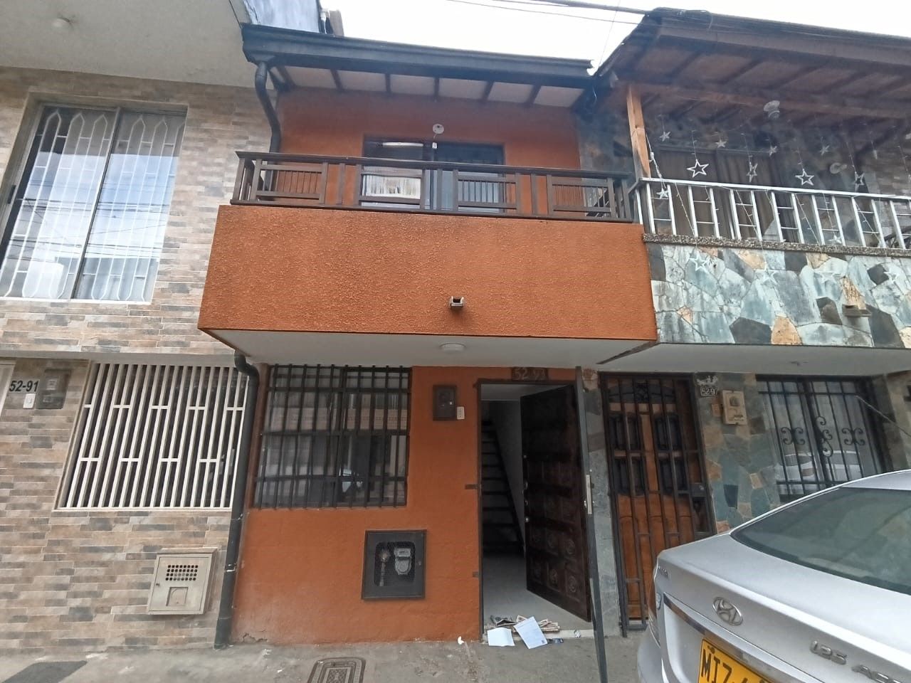 Casa en arriendo Antioquia Medellín La Colina 180 m2 Habitaciones 3 Baños 3 Garajes 0 Precio $2500000