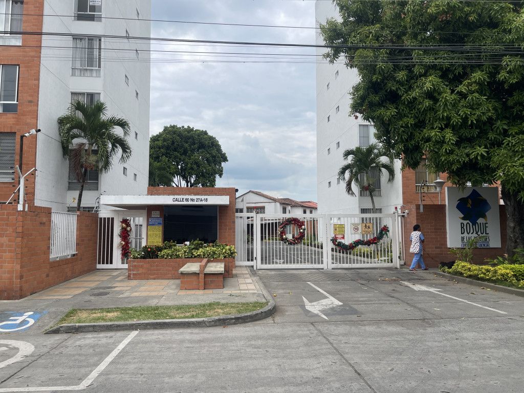 Apartamento en arriendo Valle Del Cauca Palmira Las Mercedes 73 m2 Habitaciones 3 Baños 2 Garajes 2 Precio $1800000