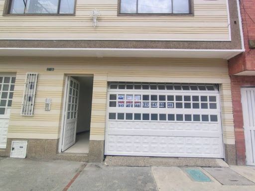 Bodega en arriendo Cundinamarca Bogotá Santa Sofía 147 m2 Habitaciones 0 Baños 5 Garajes 1 Precio $3800000