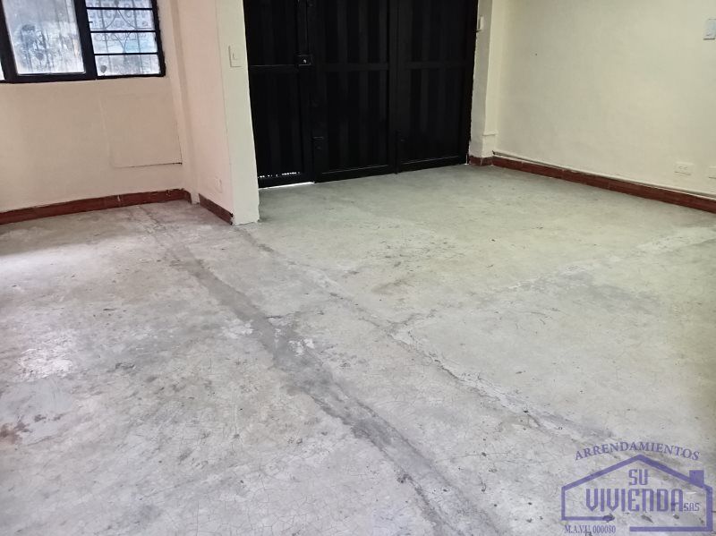 Local en arriendo Antioquia Medellín Santa Rosa De Lima 50 m2 Habitaciones 0 Baños 1 Garajes 0 Precio $2800000
