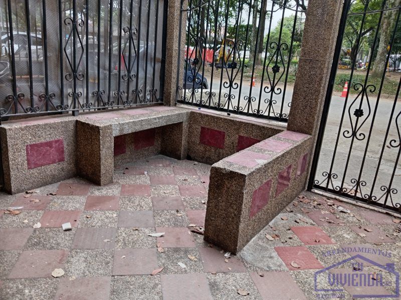 Local en arriendo Antioquia Medellín Santa Rosa De Lima 50 m2 Habitaciones 0 Baños 1 Garajes 0 Precio $2800000