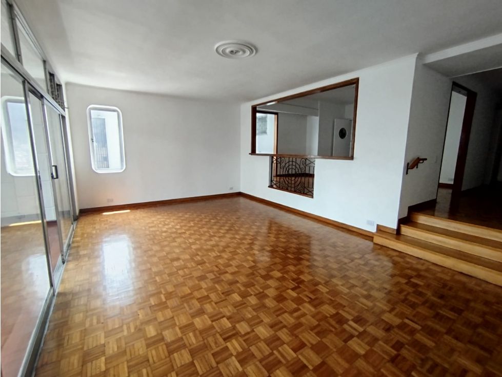 Apartamento en venta Antioquia Medellín Villanueva 246 m2 Habitaciones 4 Baños 4 Garajes 1 Precio $980000000