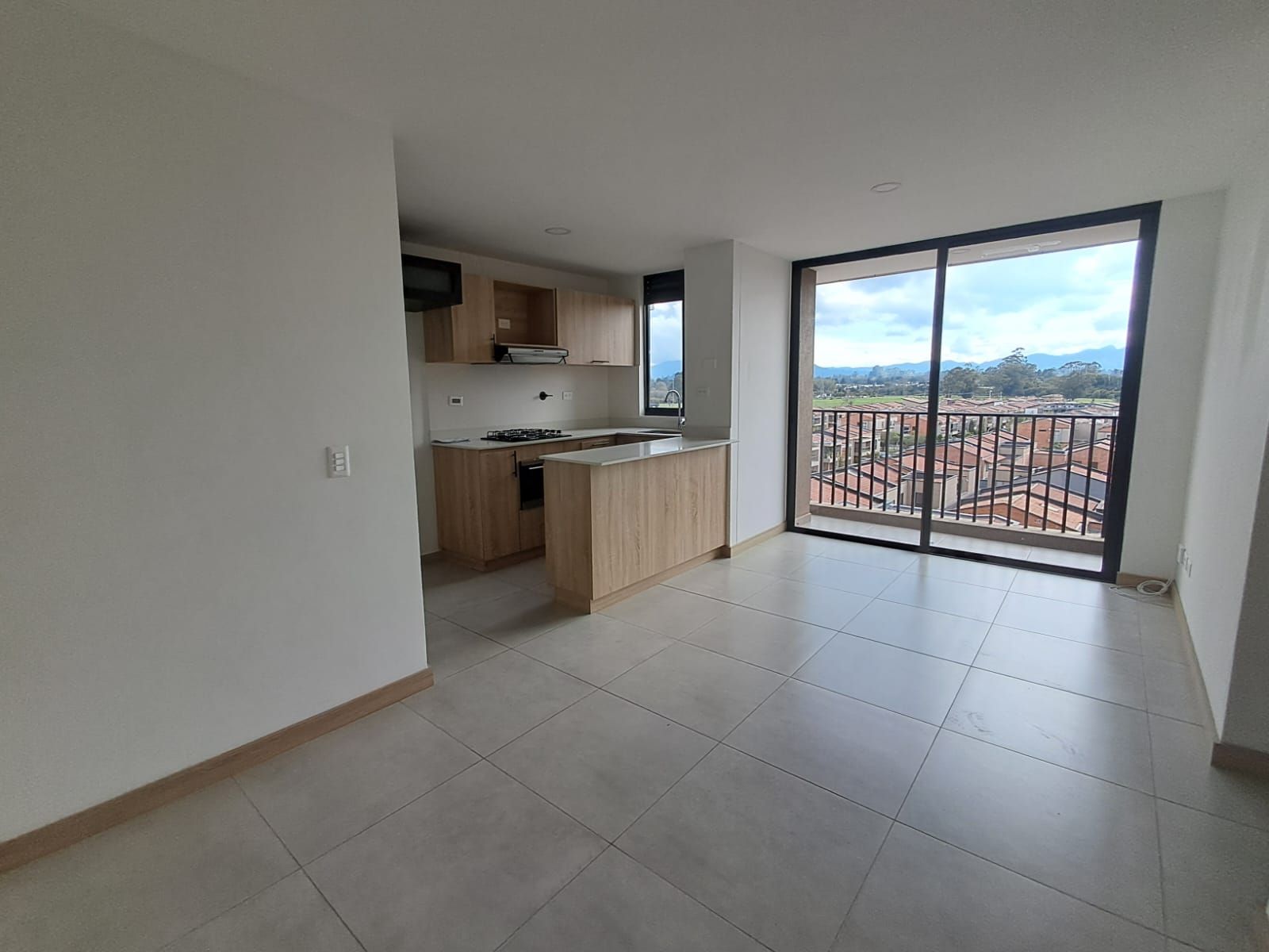 Apartamento en arriendo Antioquia Rionegro San Antonio 60 m2 Habitaciones 2 Baños 2 Garajes 1 Precio $2300000