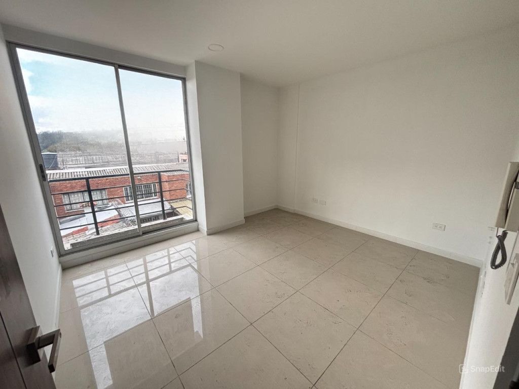 Oficina en venta Cundinamarca Bogotá Potosí 14 m2 Habitaciones 0 Baños 0 Garajes 0 Precio $124999999