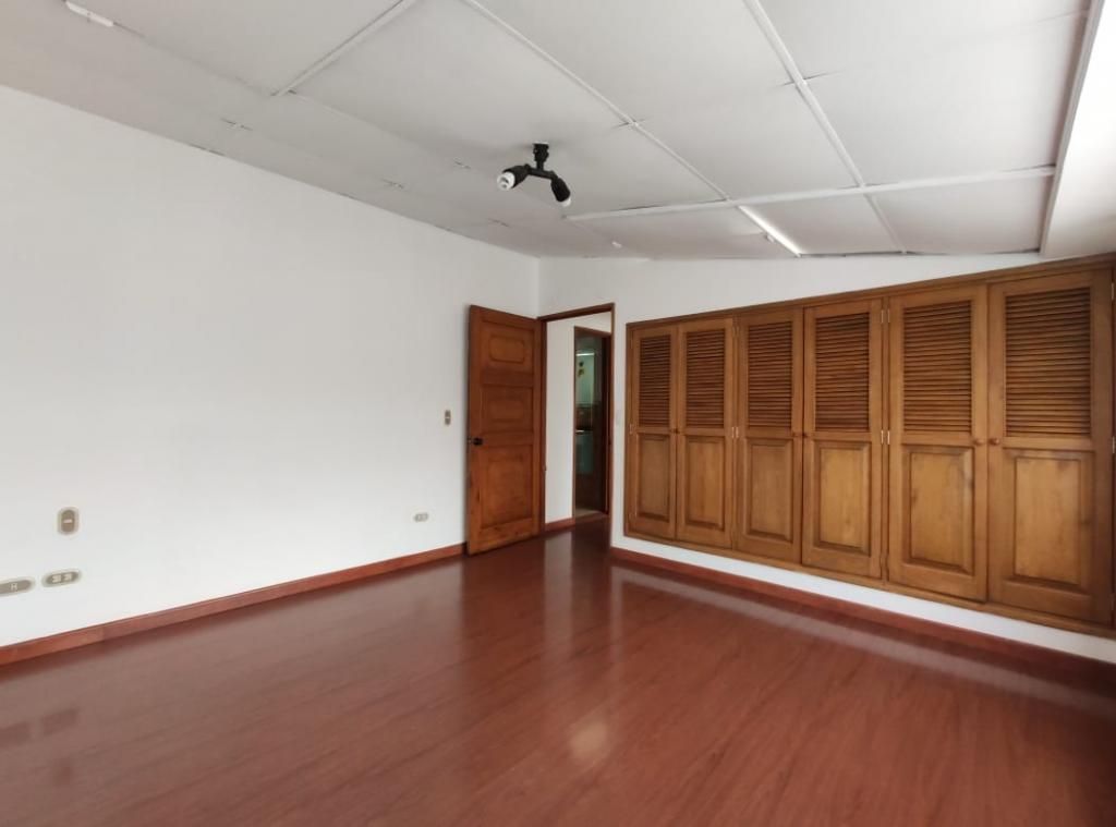 Apartamento en venta Cundinamarca Bogotá Sucre 70 m2 Habitaciones 2 Baños 2 Garajes 1 Precio $350000000