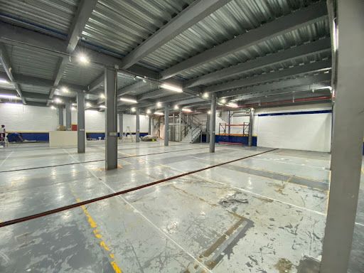 Bodega en arriendo Antioquia Itagüí La Esmeralda 1000 m2 Habitaciones 0 Baños 6 Garajes 2 Precio $30000000