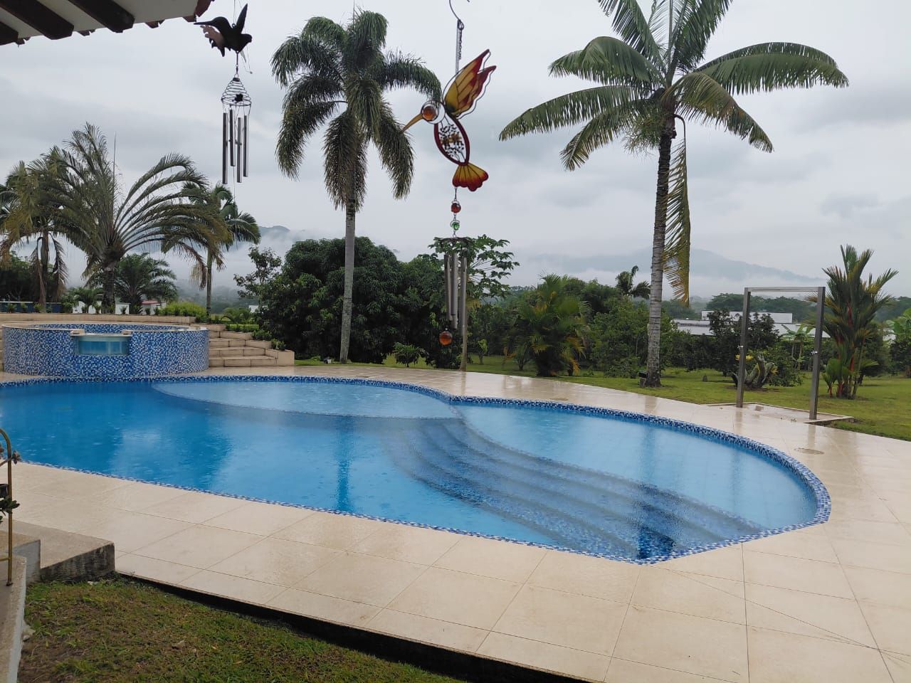 Casa Campestre en venta Risaralda Pereira Jardin De Velez Y Velez 10008 m2 Habitaciones 6 Baños 6 Garajes 6 Precio $7000000000