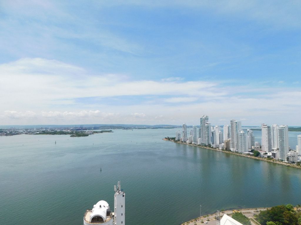 Apartamento en arriendo Bolívar Cartagena Boca Grande 98 m2 Habitaciones 2 Baños 2 Garajes 1 Precio $7000000
