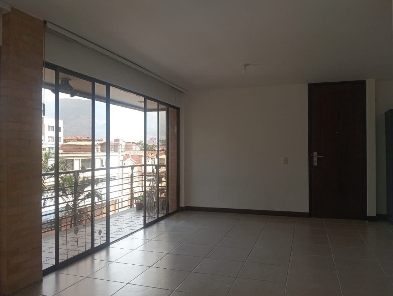 Apartamento en arriendo Antioquia Medellín San Joaquin 97 m2 Habitaciones 3 Baños 2 Garajes 1 Precio $3650000