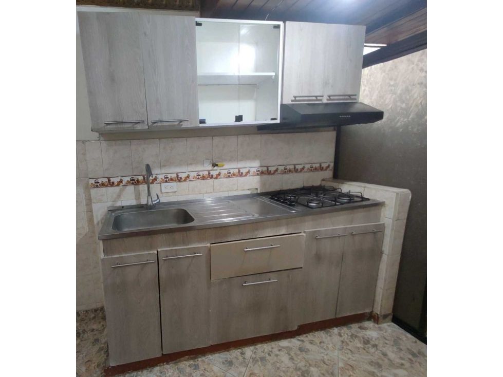 Apartamento en arriendo Antioquia Medellín Enciso 60 m2 Habitaciones 3 Baños 2 Garajes 0 Precio $1600000