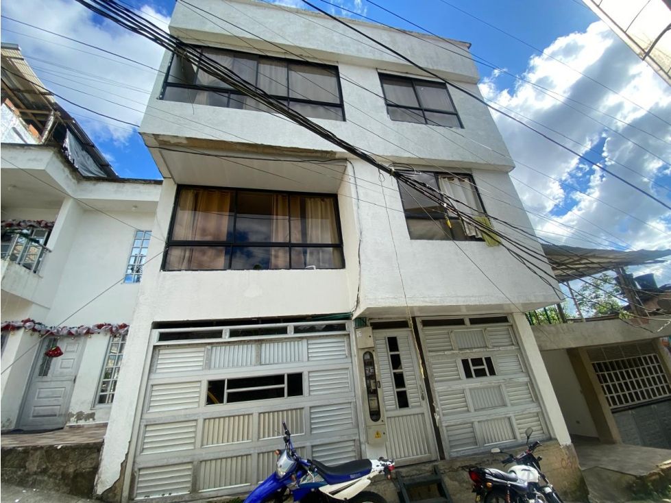 Edificio en venta Chocó Quibdó Quibdó 1200 m2 Habitaciones 10 Baños 10 Garajes 6 Precio $850000000