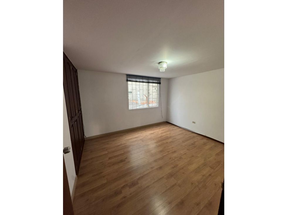 Casa en arriendo Caldas Manizales Los Sauces 100 m2 Habitaciones 3 Baños 4 Garajes 1 Precio $3500000