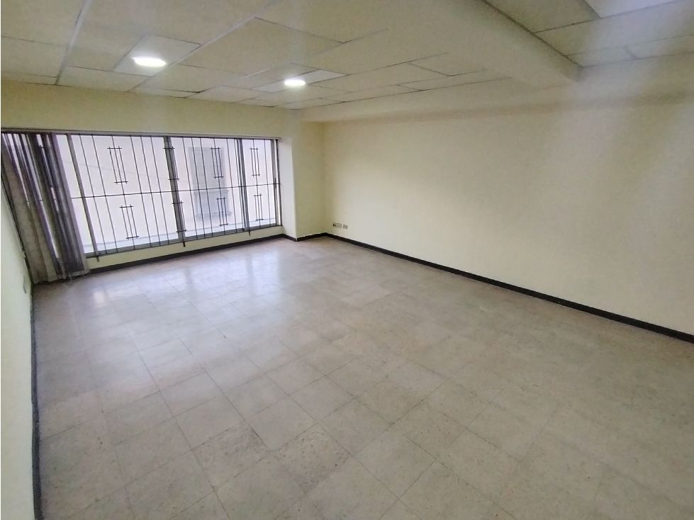 Oficina en arriendo Caldas Manizales El Centro 30 m2 Habitaciones 0 Baños 1 Garajes 0 Precio $1250000