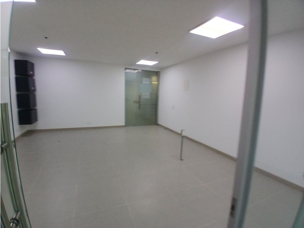 Oficina en arriendo Caldas Manizales Ub Camino De La Palma Real 40 m2 Habitaciones 0 Baños 2 Garajes 1 Precio $4500000