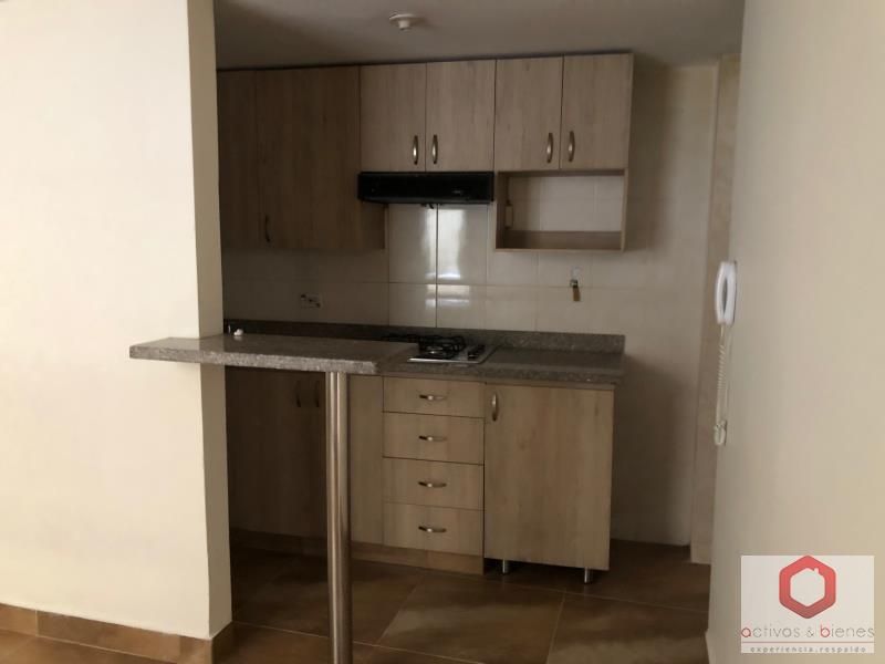 Apartamento en arriendo Antioquia Medellín Las Playas 65 m2 Habitaciones 3 Baños 2 Garajes 1 Precio $2500000