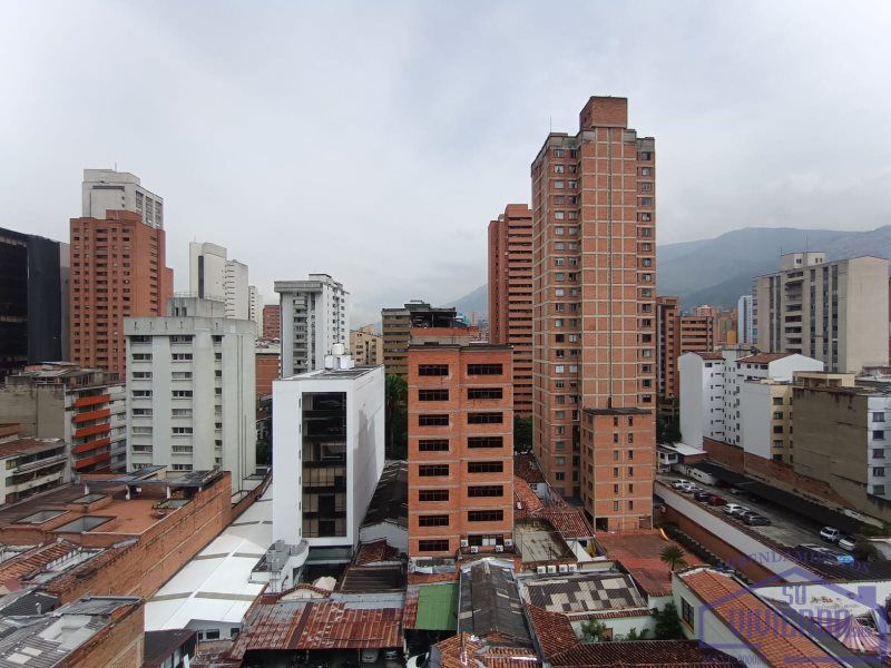 Oficina en arriendo Antioquia Medellín San Benito 30 m2 Habitaciones 0 Baños 1 Garajes 1 Precio $1500000