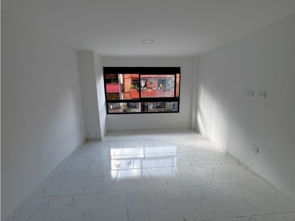 Apartamento en arriendo Antioquia Envigado Trianon 72 m2 Habitaciones 3 Baños 2 Garajes 0 Precio $2700000