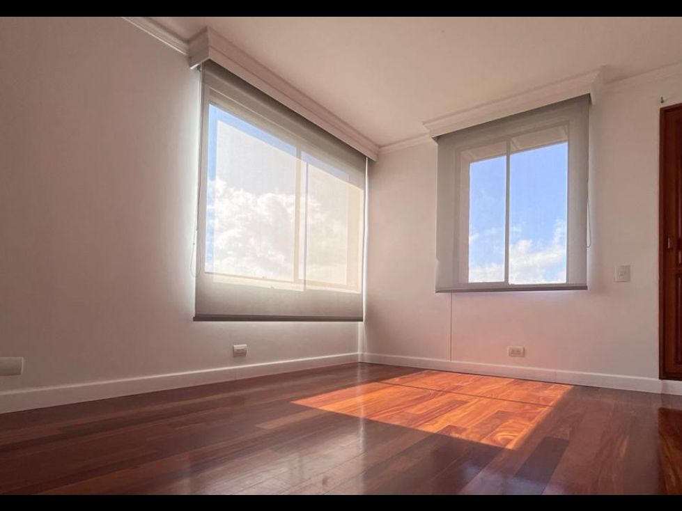 Apartamento en arriendo Caldas Manizales Palermo 188 m2 Habitaciones 3 Baños 3 Garajes 2 Precio $6500000