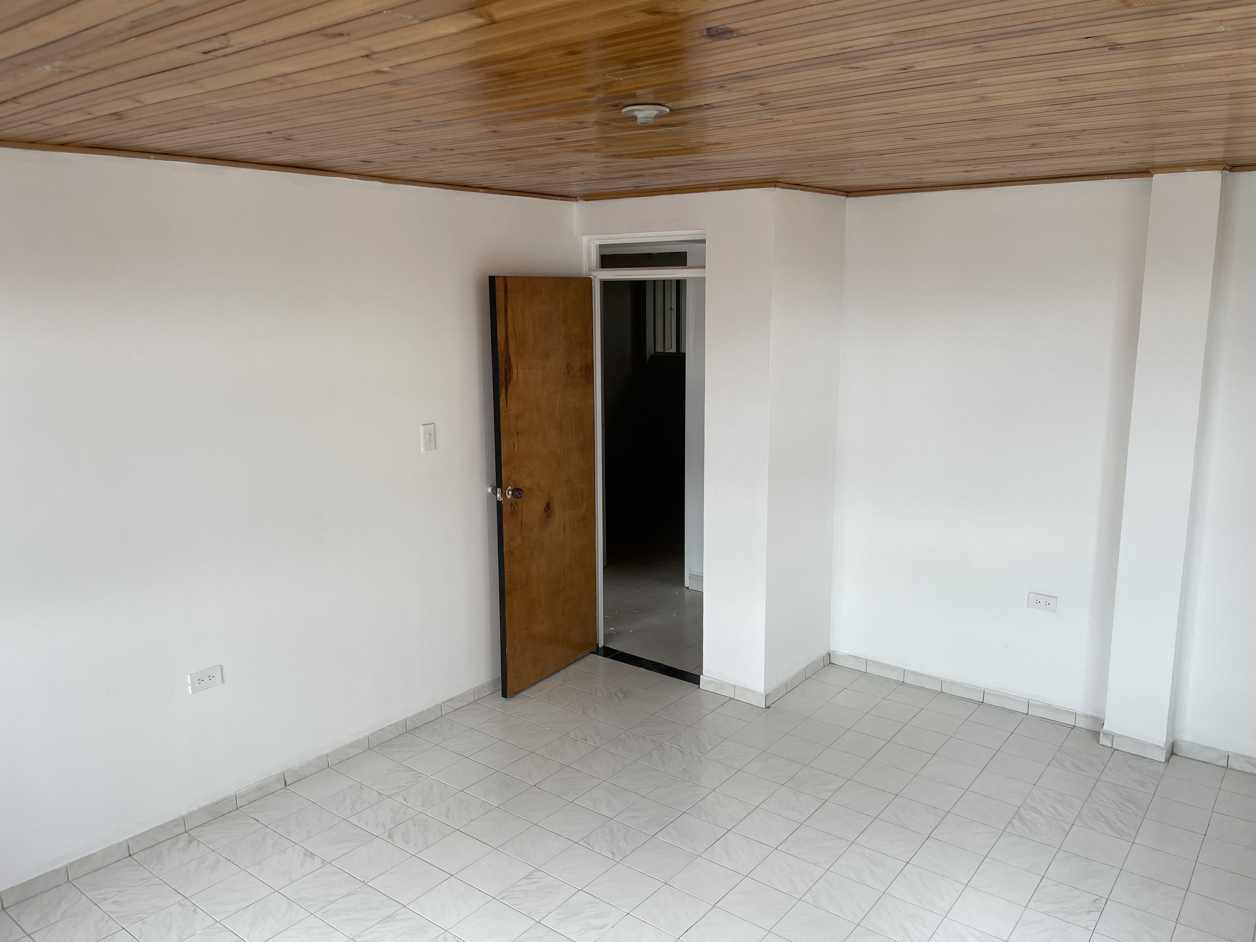 Apartamento en arriendo Cundinamarca Bogotá Villa Sagrario 72 m2 Habitaciones 3 Baños 1 Garajes 0 Precio $1650000