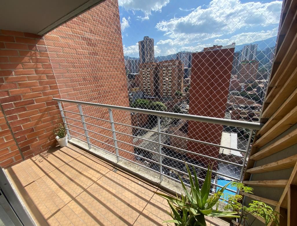 Apartamento en arriendo Antioquia Sabaneta Betania 65 m2 Habitaciones 3 Baños 2 Garajes 1 Precio $2700000