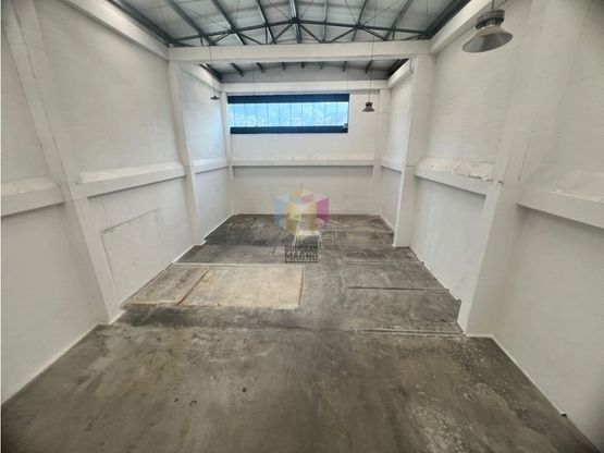 Bodega en arriendo Antioquia Copacabana Barrio La Asunción 546 m2 Habitaciones 0 Baños 4 Garajes 3 Precio $17600000